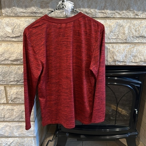 Boys Tek Gear long sleeve dry fit shirt red black size XL - Picture 4 of 4